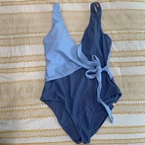 Summersalt wrap bathing suit, size 8